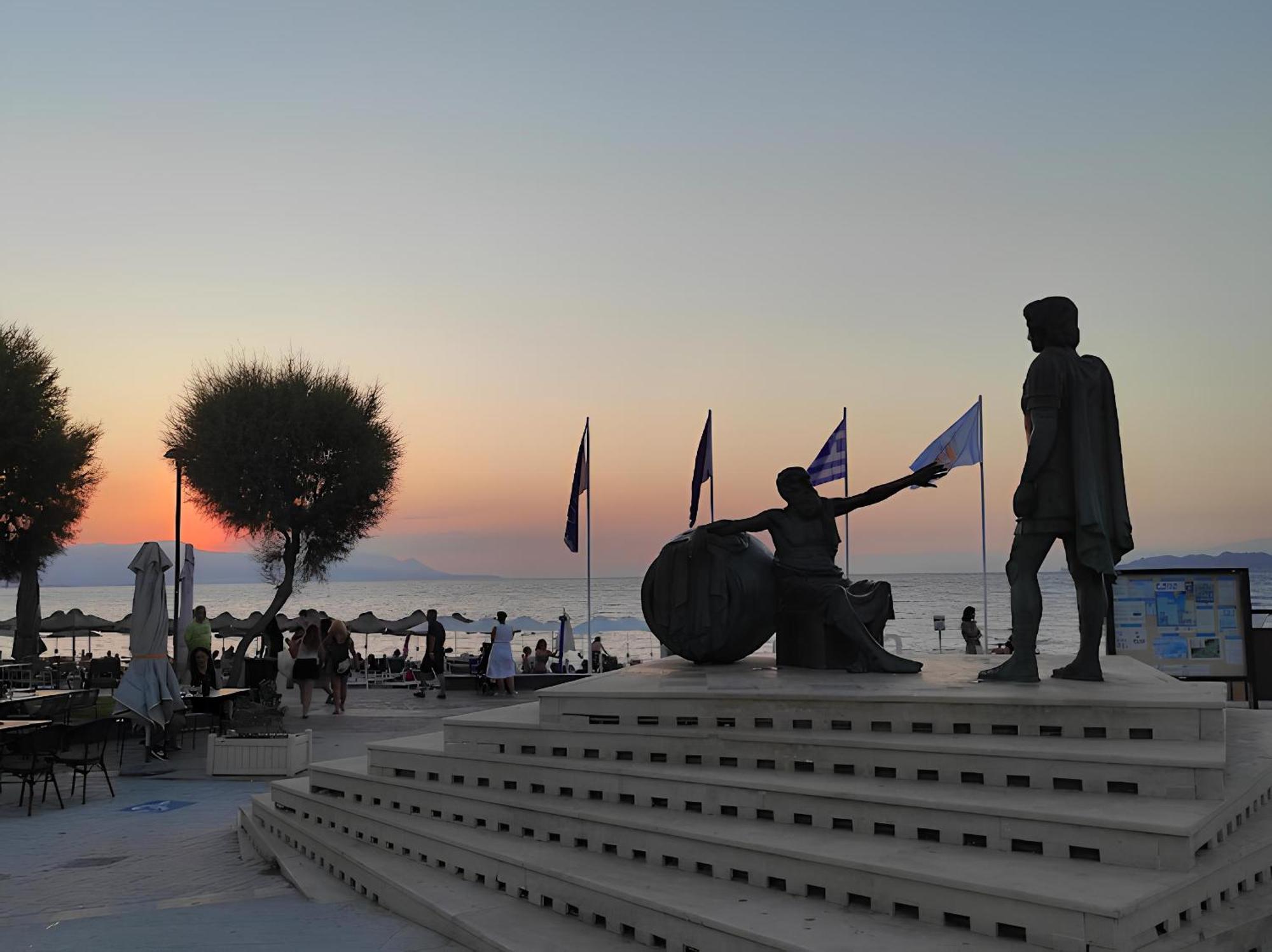 Black & White Seaside House Kalamia Corinth Εξωτερικό φωτογραφία